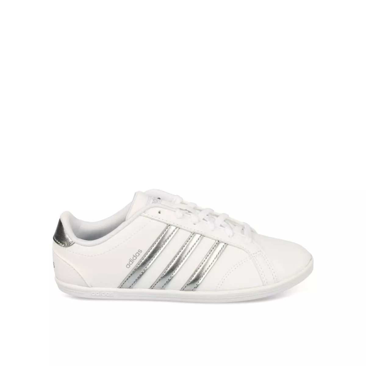 Baskets BLANCHES ADIDAS Coneo QT