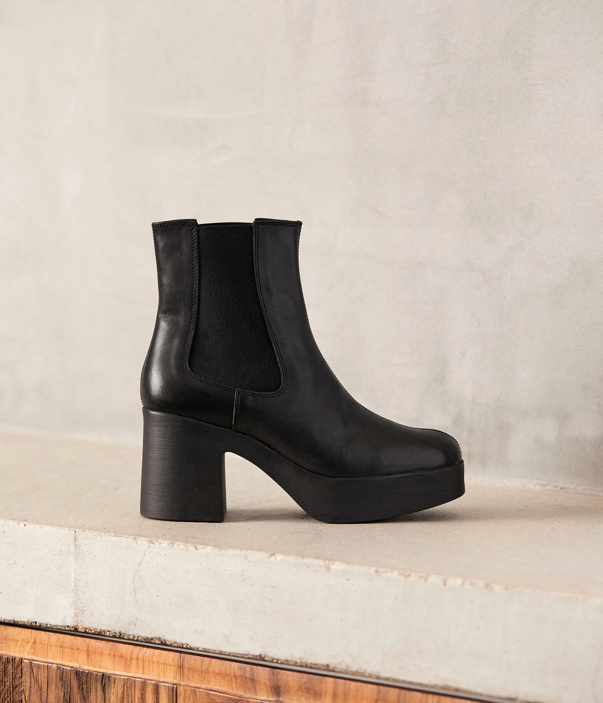 Boots noires cuir Imae