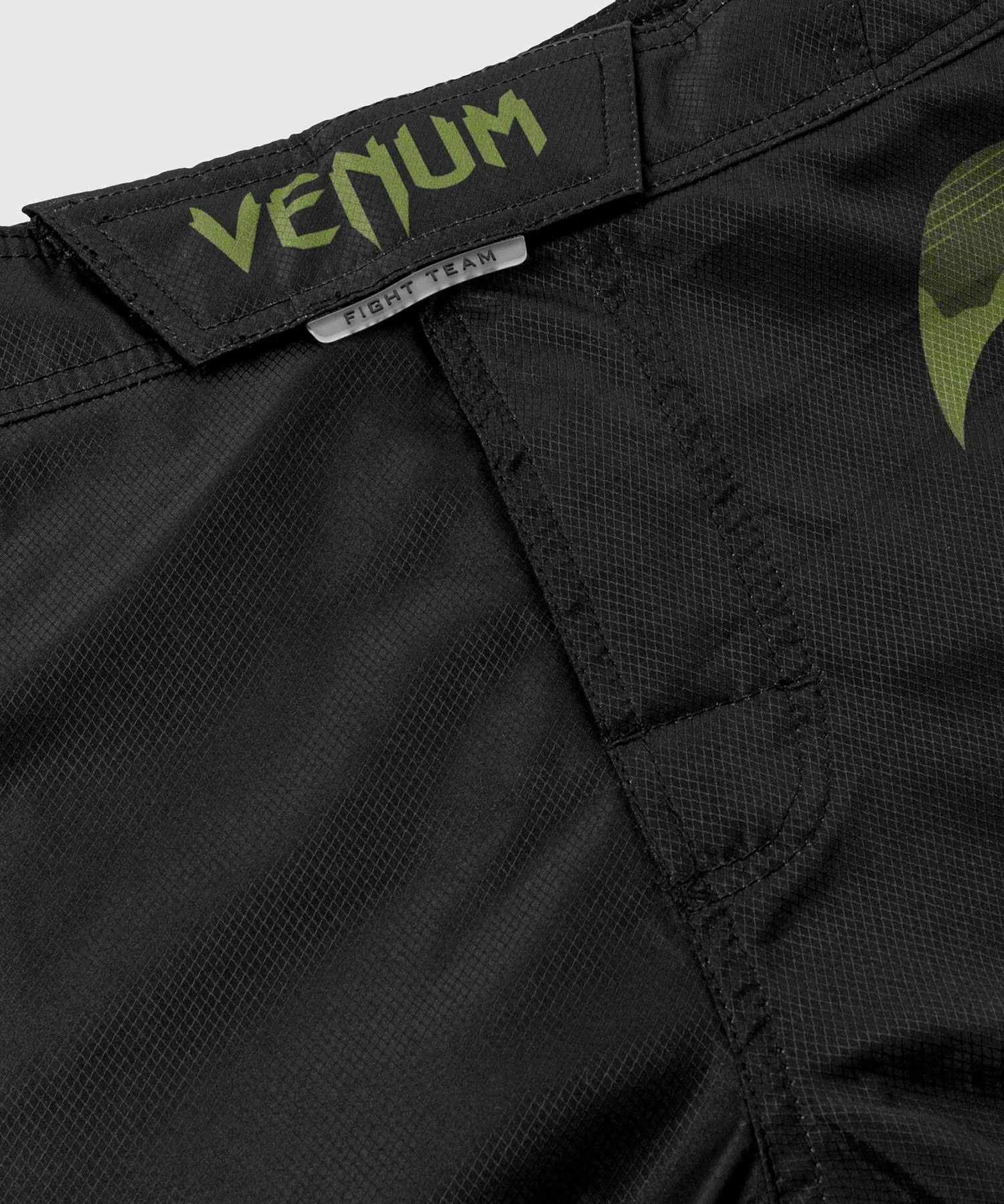 Fightshort Venum Light 3.0