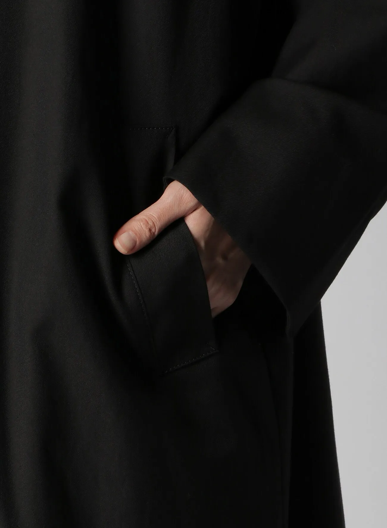 WOOL/RAYON GABARDINE COLLAR BELT DETAIL COAT