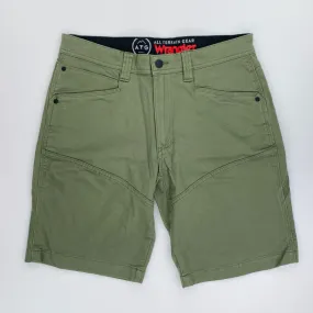 Wrangler Reinforced Utility Short - Seconde main Short homme - Vert olive - US 32 | Hardloop